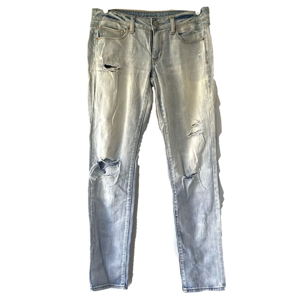 American Eagle Womens 6 Skinny Jeans Light Wash Denim Distressed Holes